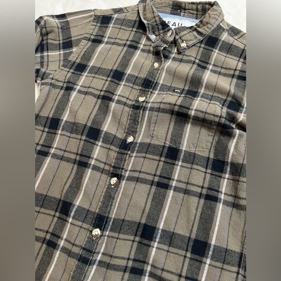 Peau De Loup Button Down Shirt - Picture 4 of 4